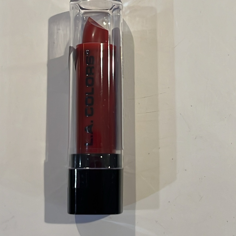 Really Red Lipstick by LA COLORS